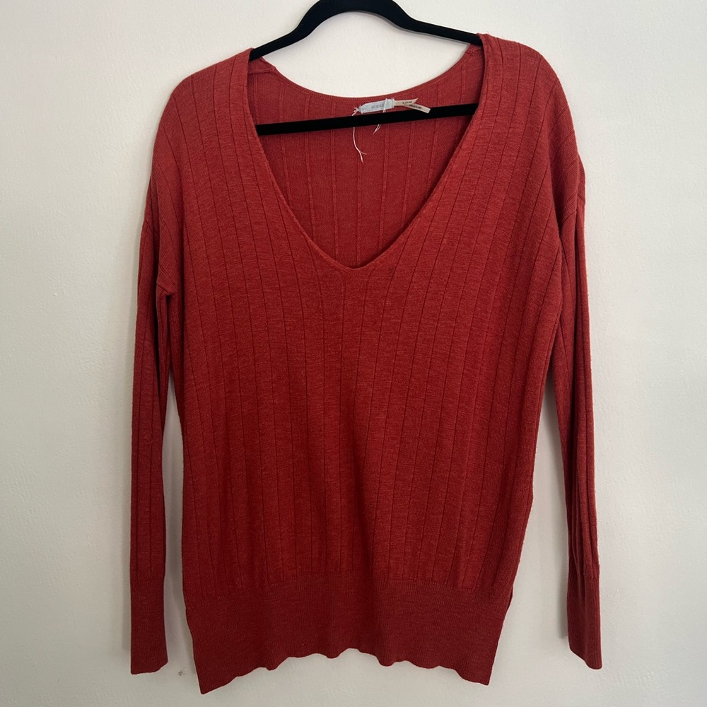 V-neck Viscose Thin Sweater Top